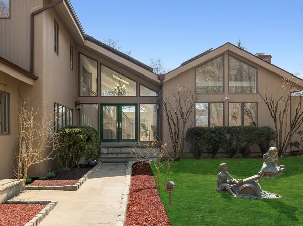 15 Kingdom Ridge Road, Bedford, NY 10506