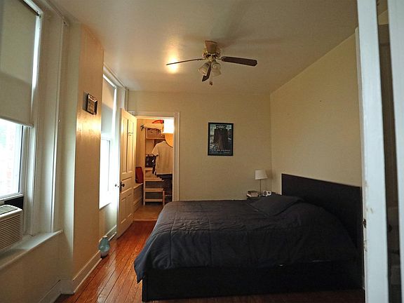 4th image of 2405 Park Ave Floor 1