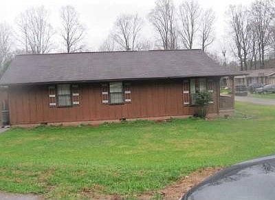 3rd image of 2 Franklin Ct