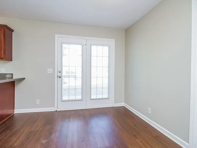 360 Davids Way — Photo 6