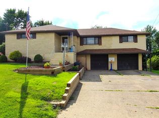 203 Thorncrest Dr, Mc Kees Rocks, PA 15136