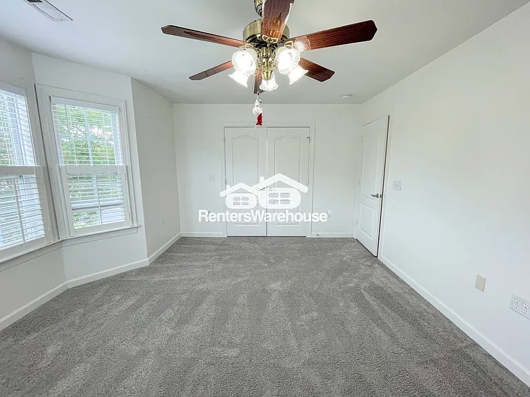 3932 Cromwell Park Dr — Photo 36
