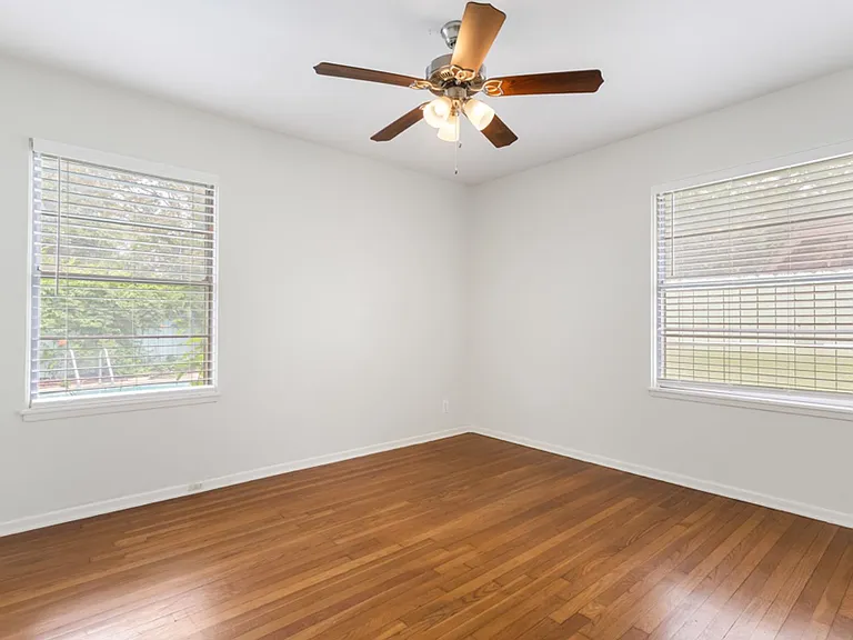 123 Westchester Dr — Photo 21