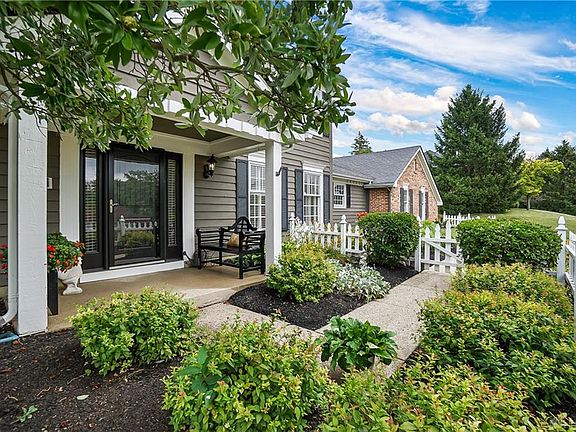 4th image of 607 Thornbury Dr