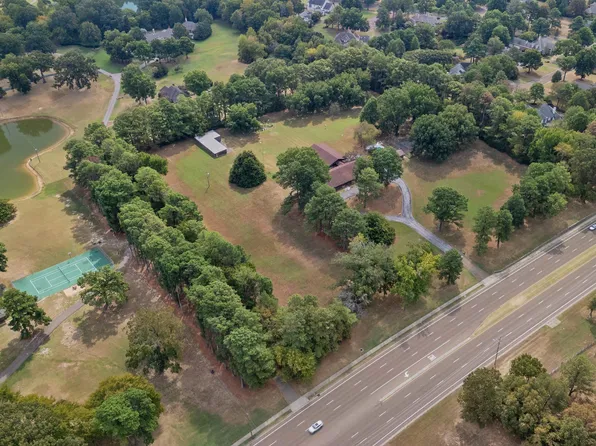 2566 S Houston Levee Rd, Germantown, TN 38139