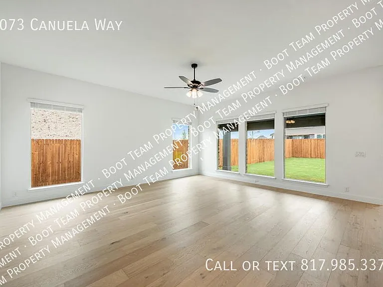 1073 Canuela Way — Photo 15