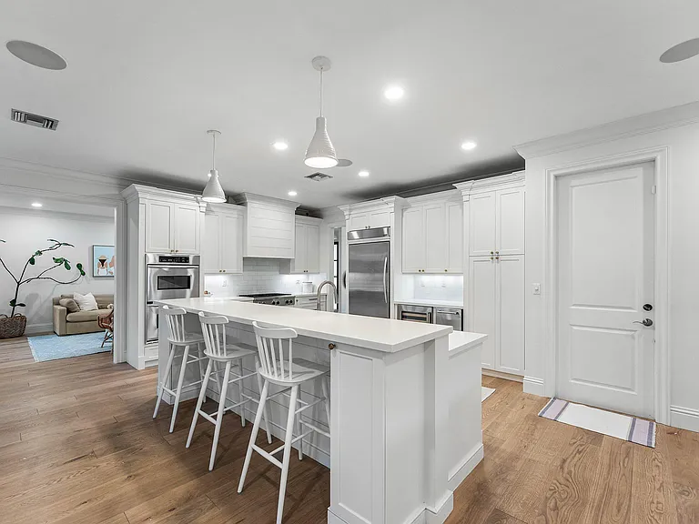 1022 Walnut Ter — Photo 13