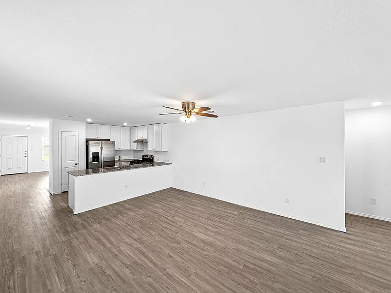 8802 McCoy Pass — Photo 12