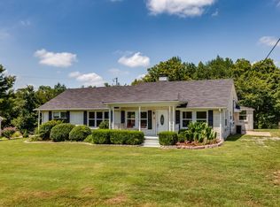 2890 Sweet Home Rd, Chapmansboro, TN 37035