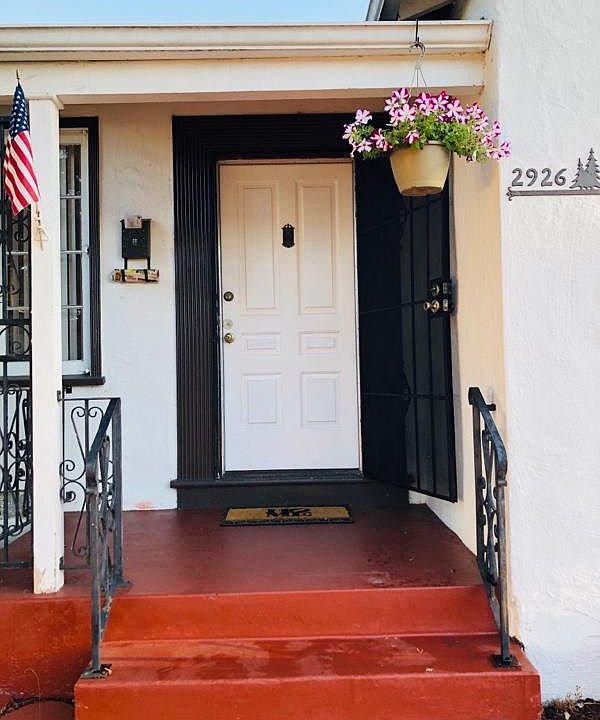 1st image of 2926 Lowell Ave