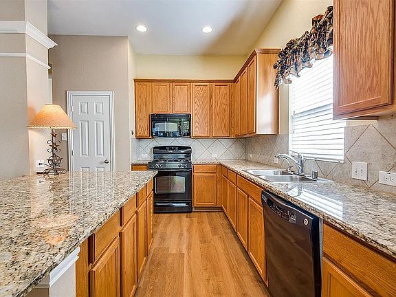 3rd image of 408 Turnstone Dr