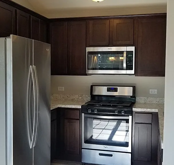 435-465 Timber Pointe Dr — Photo 4