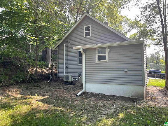 2nd image of 2717 & 2711 7th St