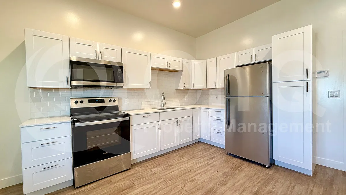 1 bed, 1.0 bath, 475 sqft, $999 — Photo 3