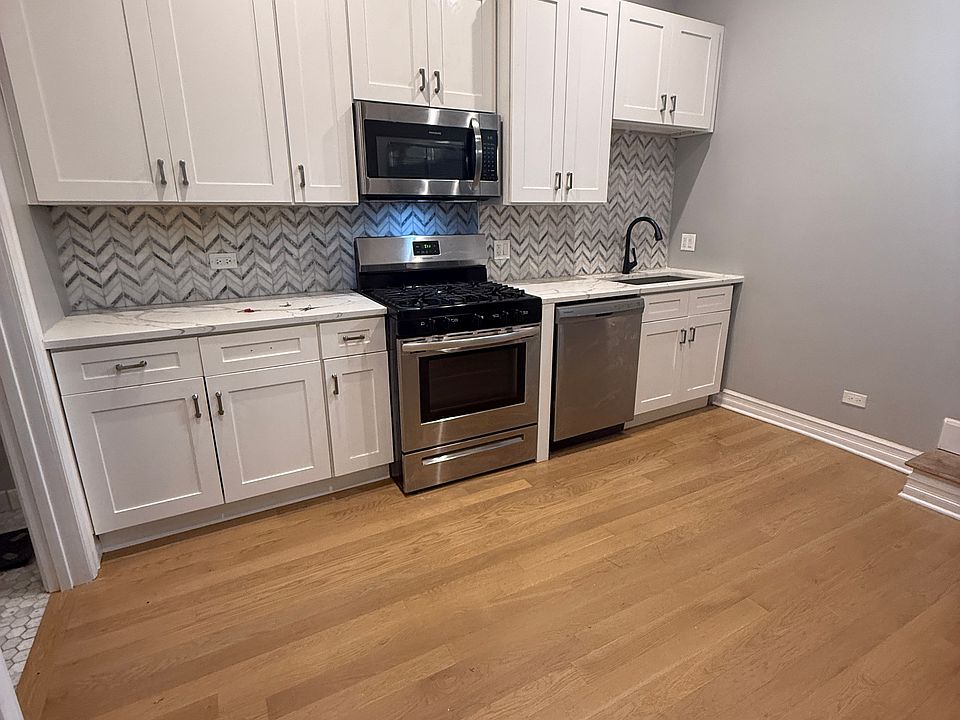1st image of 1856 S Blue Island Ave #2R