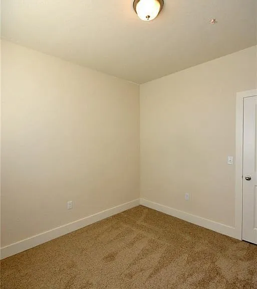 2222 Creekside Ln #C — Photo 26