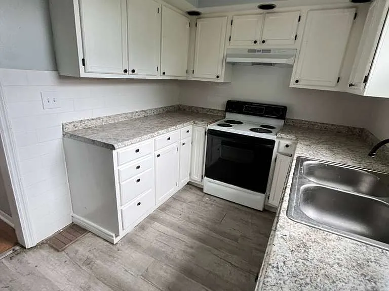 3324 McHenry Ave — Photo 19