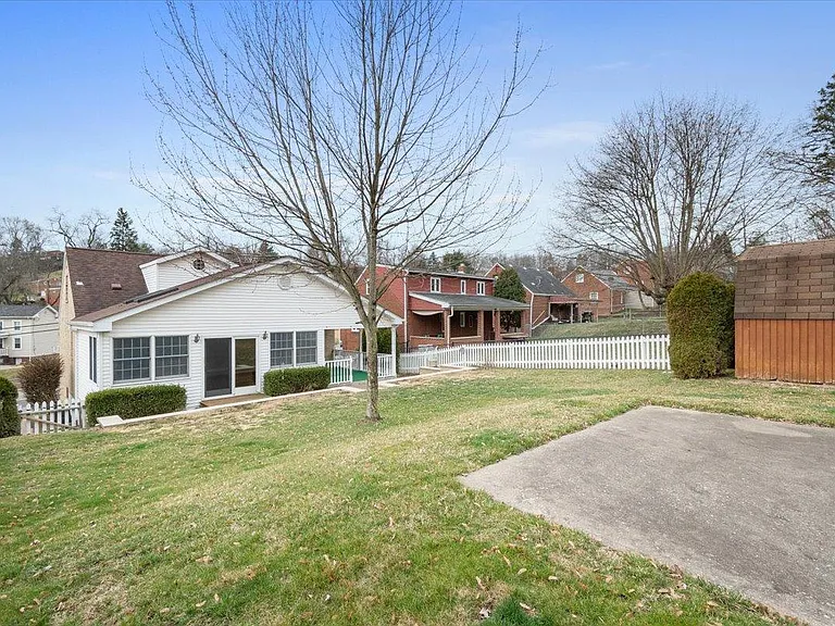 Connor Rd — Photo 21