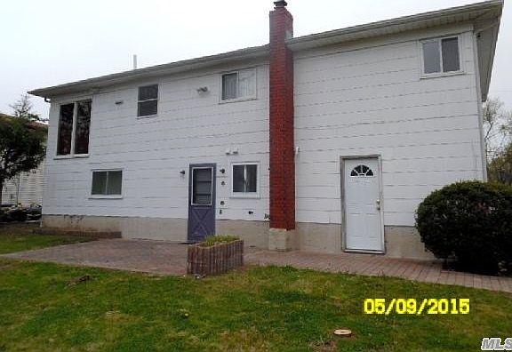 2nd image of 377 Jervis Ave