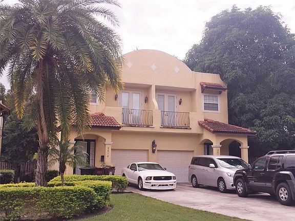 3rd image of 2608 E Central Blvd #A