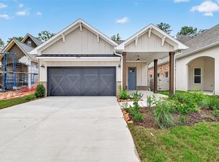 11215 Moccasin Dr, Montgomery, TX 77316