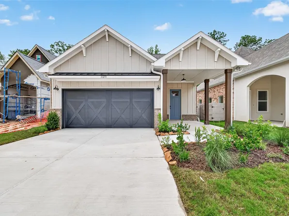 11215 Moccasin Dr, Montgomery, TX 77316