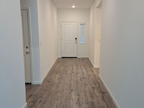 5th image of 1705 Butterfly Ln