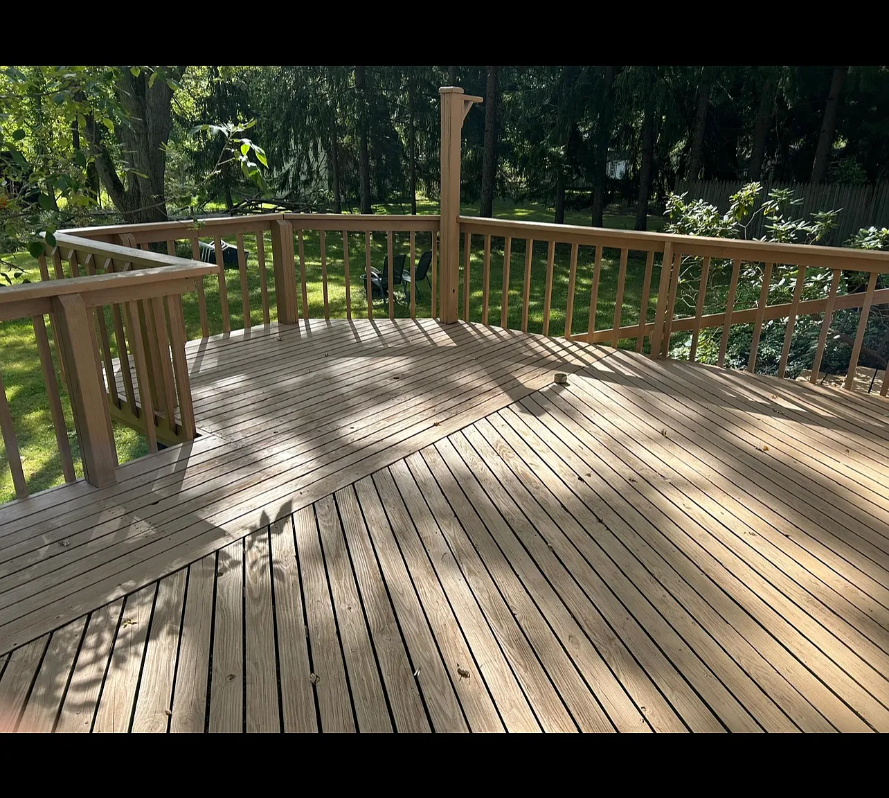4 bed, 1.5 bath, 1400 sqft, $2,399 — Photo 3