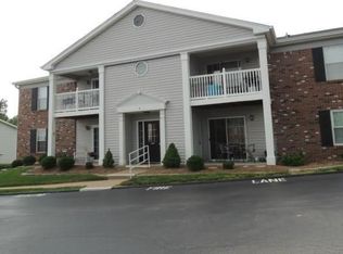 1 Berview Cir APT C, Saint Louis, MO 63129