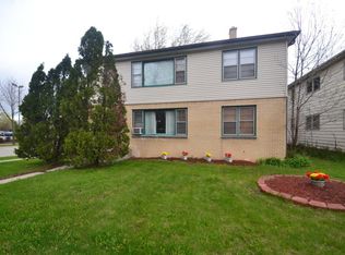 8116 W Hampton Ave, Milwaukee, WI 53218