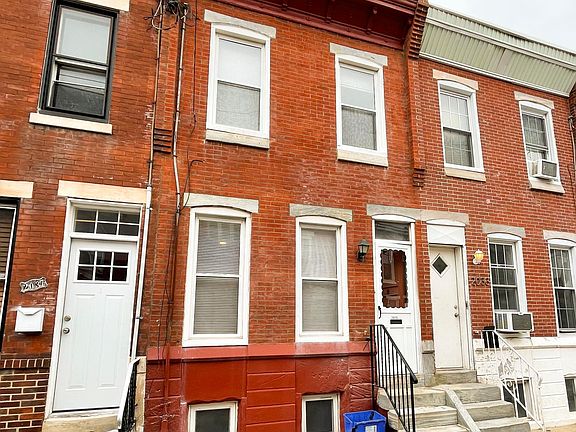 3rd image of 2035 McClellan St