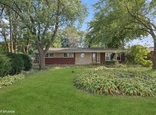 1317 E Olive St, Arlington Heights, IL 60004