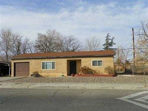2nd image of 10233 Paseo Del Norte NW