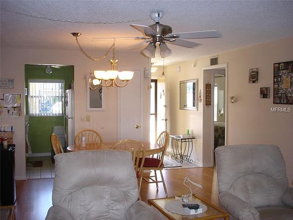 5th image of 2750 E Bay Dr APT 1