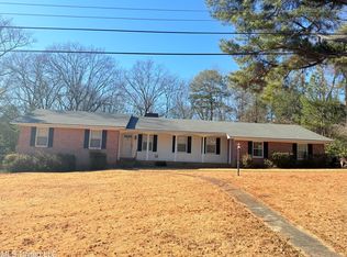 820 Avenue Of Pines St, Grenada, MS 38901