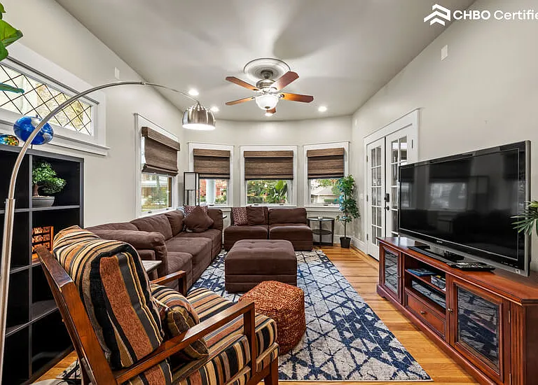 Furnished Rental in Sacramento, CA