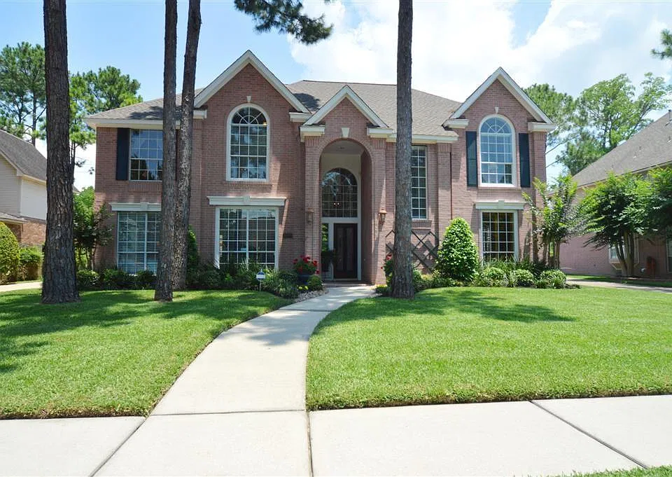 4103 Walnut Pond Dr