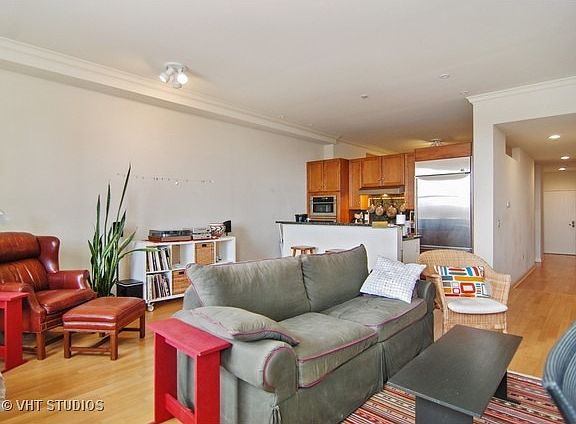 5th image of 310 S Michigan Ave Unit 505