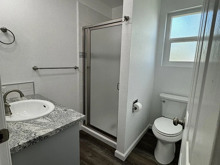 1212 N Irwin St — Photo 19
