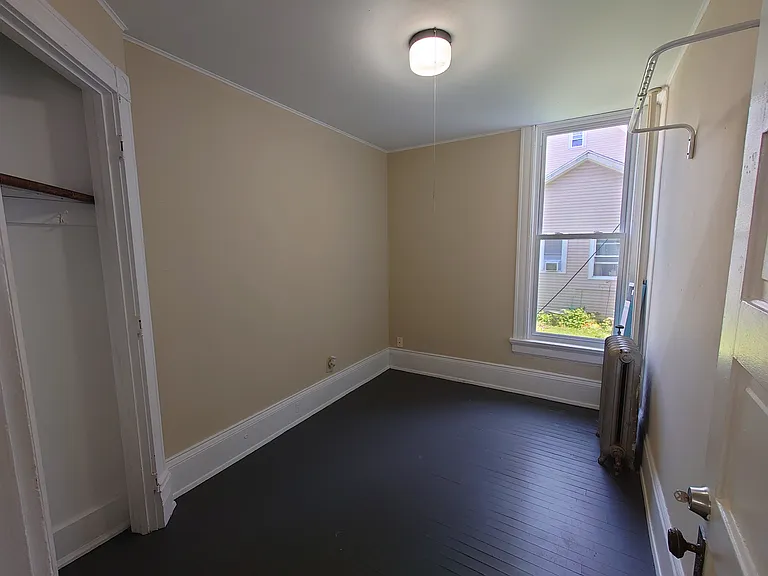 1823 E Windsor Pl — Photo 10