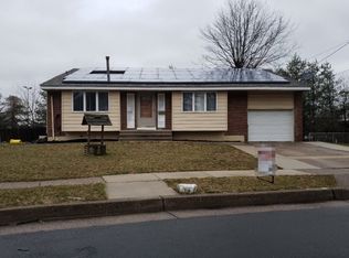 549 Hillside Ter, Pennsauken, NJ 08110