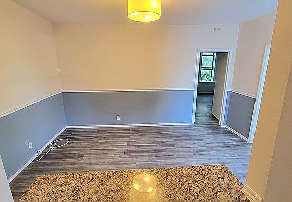 4th image of 177 16th St APT 18