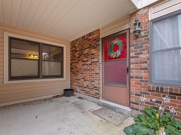 2nd image of 13752 La Conte Ct