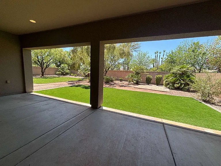 8225 Broad Peak Dr — Photo 25