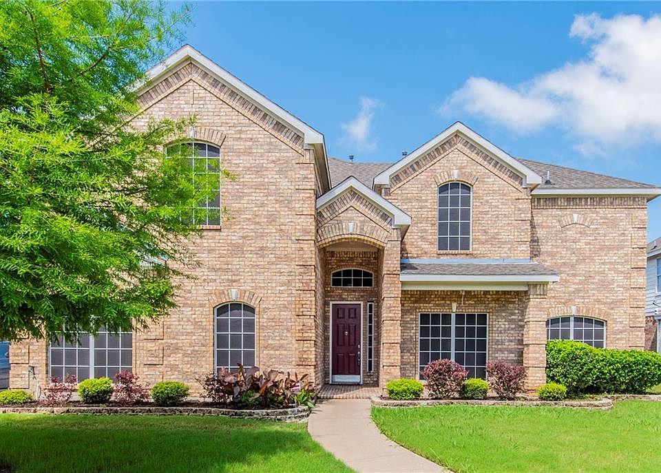 1st image of 206 Autumnwood Dr