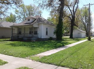 1430 W Thoman St, Springfield, MO 65803