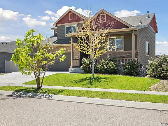 3rd image of 719 Elk Mountain Drive