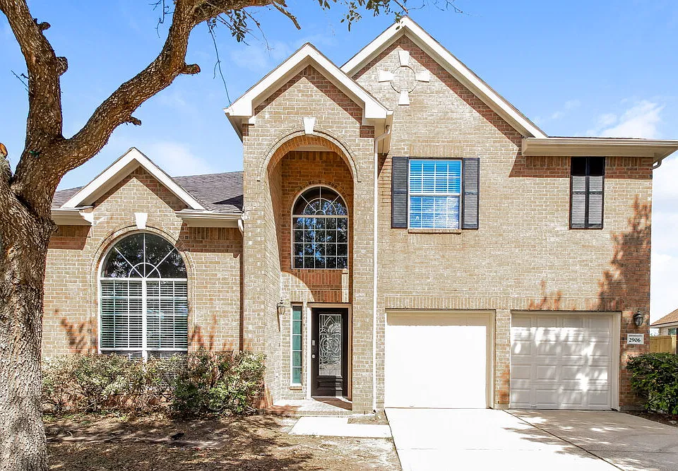 2906 Coral Rocks Ct