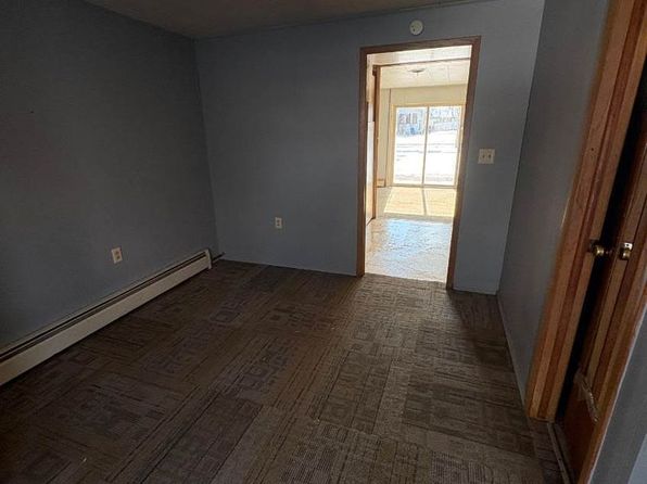 601 W Wilkinson St #2