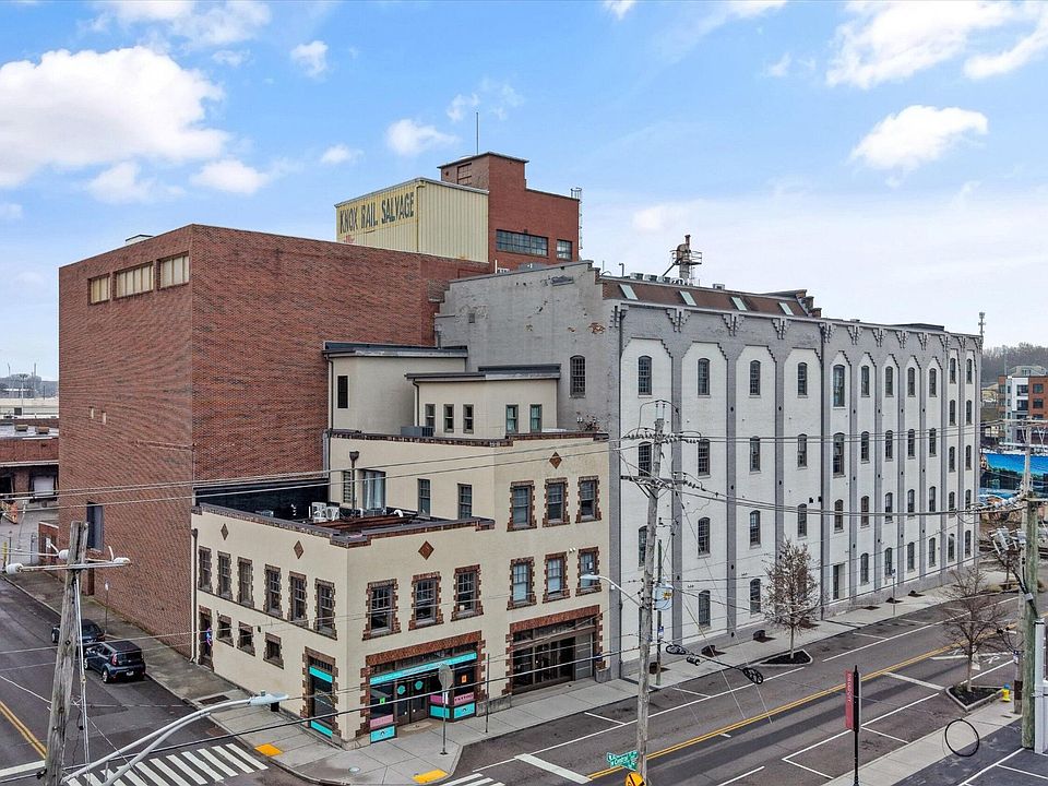 1st image of 222 N Central St APT 309